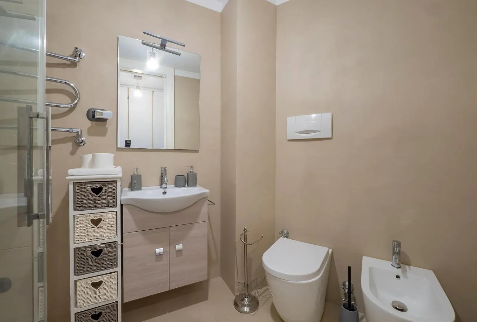 Youhosty - Elegant Duomo Apartment Milano