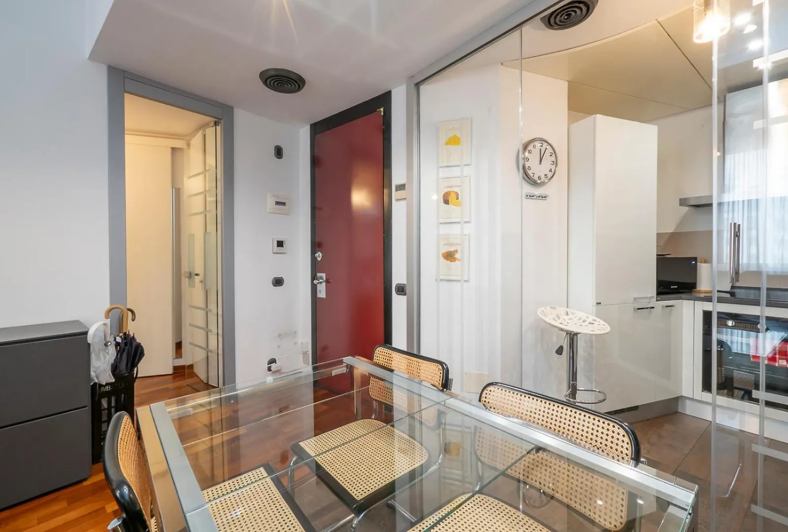 Youhosty - Elegant Duomo Apartment Milano